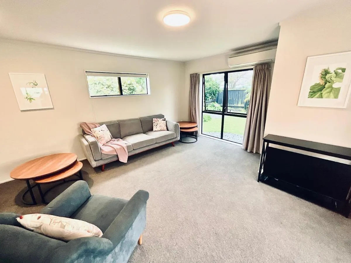 Aintree On The Park Villa Mount Maunganui Holiday home